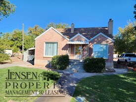 2950 Santa Clara Dr in Santa Clara, UT - Building Photo