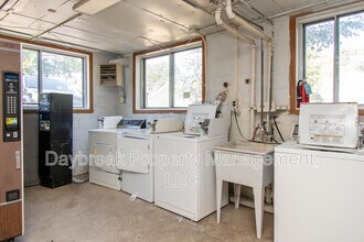 1258 10th St N in Fargo, ND - Foto de edificio - Building Photo