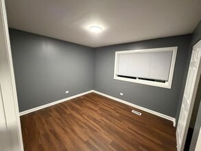 1100 9th St in Harvard, IL - Building Photo - Building Photo