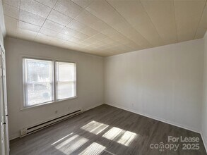 4115 Tresevant Ave in Charlotte, NC - Building Photo - Building Photo