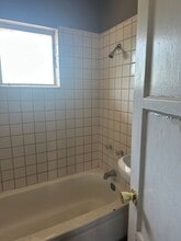 568 W Fredricks St in Barstow, CA - Building Photo - Building Photo