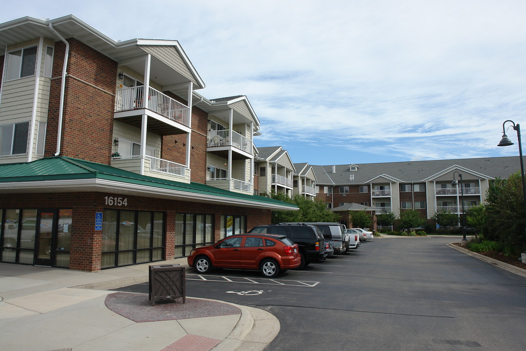 Lakefront Plaza in Prior Lake, MN - Building Photo