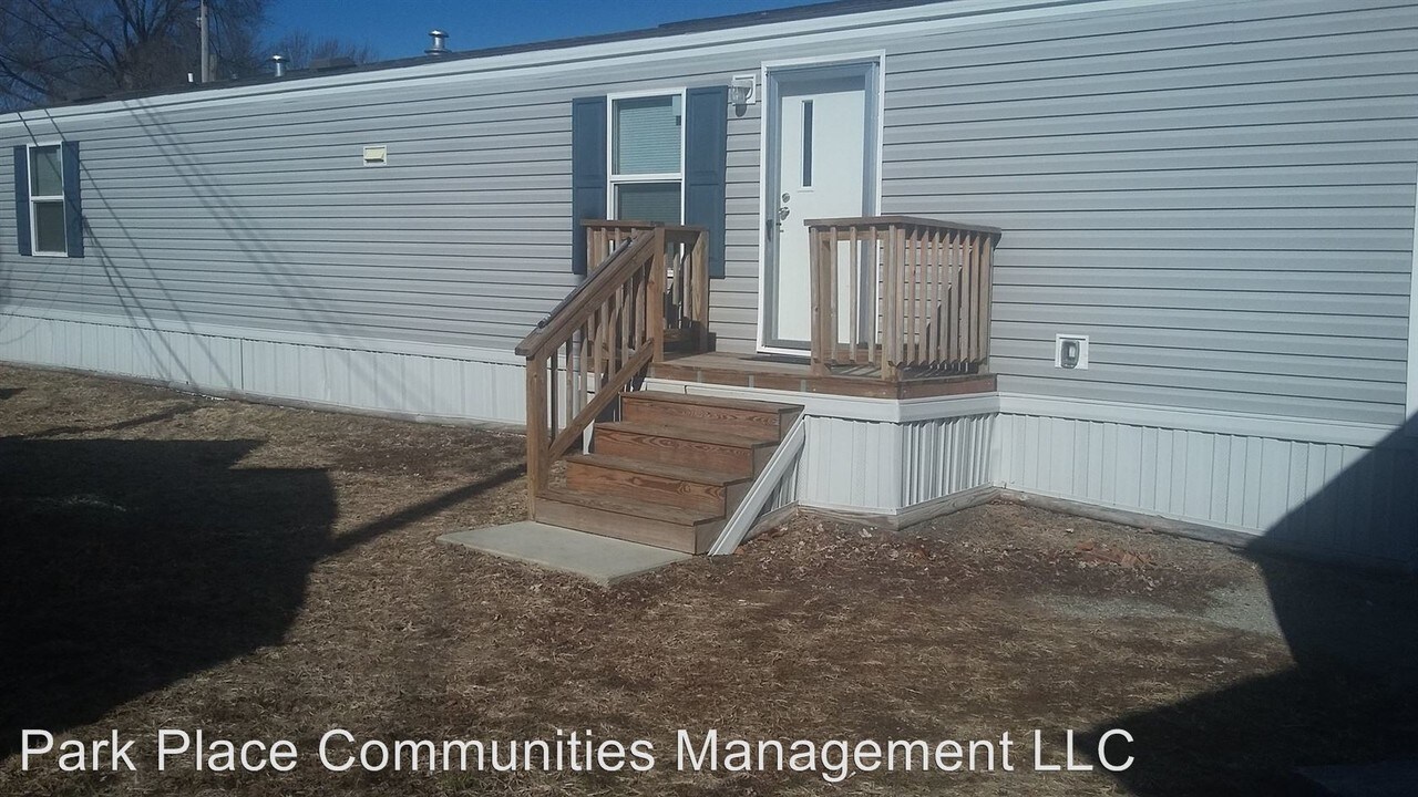 6027 N Lindbergh Blvd in Hazelwood, MO - Building Photo