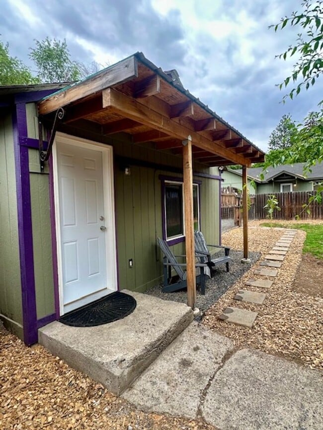504 NE Quimby Ave in Bend, OR - Building Photo - Building Photo