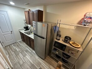 6390 8th Cir in Alexandria, VA - Building Photo - Building Photo