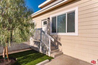 3023 Prospect Ave in Santa Monica, CA - Building Photo - Building Photo