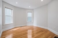 35 Newport St photo'