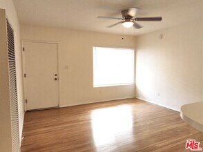 3376 Descanso Dr in Los Angeles, CA - Building Photo - Building Photo