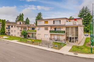 the Impala Manor in Burnaby, BC - Building Photo
