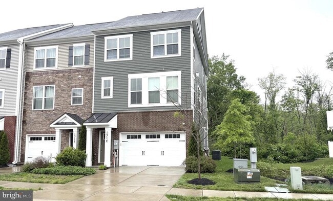 property at 1314 Hawk Hollow Dr