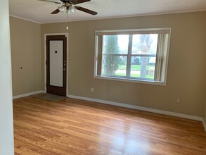 1101 Guernsey St in Orlando, FL - Foto de edificio - Building Photo