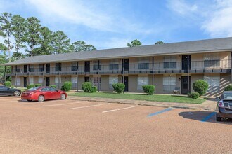 Marion Manor Apartments in Mccomb, MS - Foto de edificio - Building Photo