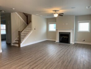 100 Palm Springs Way in Simpsonville, SC - Building Photo - Building Photo