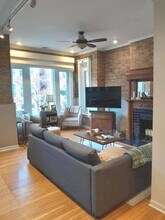 931 W Dakin St in Chicago, IL - Building Photo - Building Photo