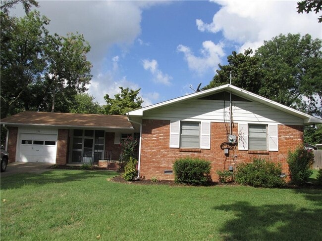 property at 342 SW D St