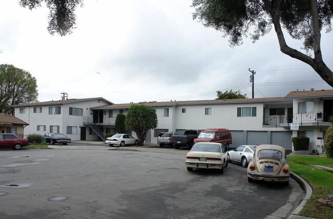 Cameron Villas in Ventura, CA - Foto de edificio - Building Photo