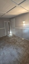 35 Cedarhurst Ave in Selden, NY - Building Photo - Building Photo