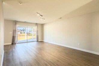 4483 W Walkerton Rd in Myrtle Beach, SC - Building Photo - Building Photo