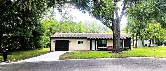 10444 Kingbrook Ln in Orlando, FL - Building Photo