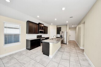 24654 Greenwood Bay Dr in Richmond, TX - Building Photo - Building Photo