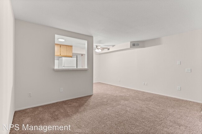 3485 Linden Ave in Long Beach, CA - Building Photo - Building Photo