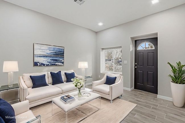 9207 Santa Rosalia Ct