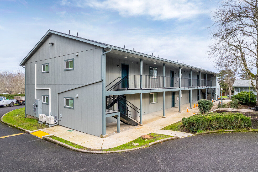 McCornack Place Apartments in Eugene, OR - Building Photo