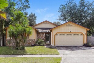 8760 Kersey Dr in Jacksonville, FL - Building Photo