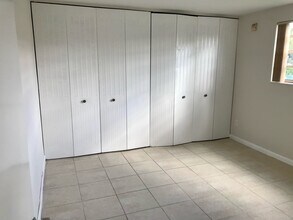 11605 Canal Dr in North Miami, FL - Building Photo - Building Photo