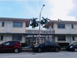 350 75th St in Miami Beach, FL - Building Photo
