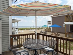 4 Traynor St in Old Orchard Beach, ME - Building Photo - Building Photo