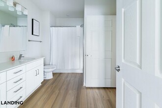 6225 Mobile Hwy, Unit B-2203 in Pensacola, FL - Foto de edificio - Building Photo