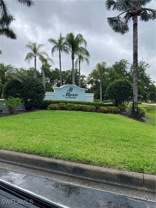 13525 Eagle Ridge Dr in Ft. Myers, FL - Building Photo