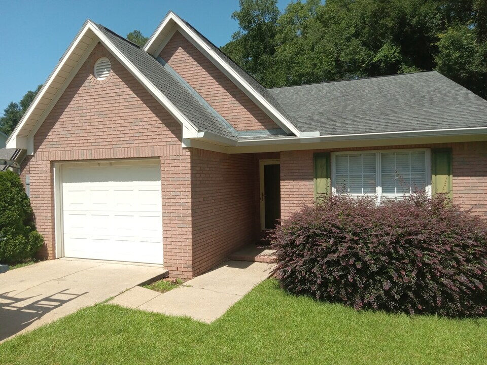 1312 Baywood Rd in Dothan, AL - Building Photo