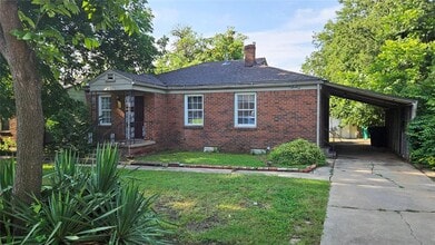 2012 NE 19th St in Oklahoma City, OK - Building Photo - Building Photo