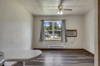 121 Steiner Terrace in Prairie Du Chien, WI - Building Photo - Building Photo