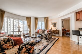 2000 Drummond St in Montréal, QC - Building Photo - Building Photo