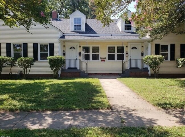 3635 Radford St, Unit C in Norfolk, VA - Building Photo - Building Photo