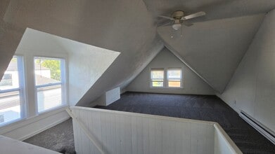 2047 Lawrence Ave in Cincinnati, OH - Building Photo - Building Photo