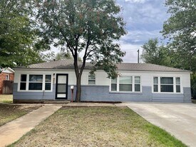 4205 41st St in Lubbock, TX - Building Photo