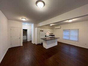 136 Grand Ave in Mount Clemens, MI - Building Photo - Building Photo