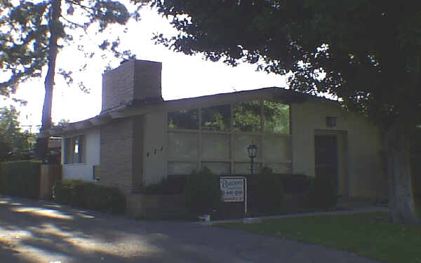 411-415 S Baldwin Ave in Arcadia, CA - Foto de edificio