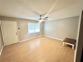 6325 Raymond Terrace in Union City, GA - Building Photo - Building Photo