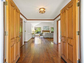 261 St Paul Dr in Alamo, CA - Building Photo - Building Photo