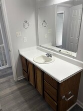 2630 Hitchcock Dr in Durham, NC - Foto de edificio - Building Photo