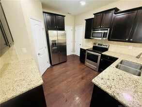 5325 Nessee St in Fayetteville, NC - Building Photo - Building Photo