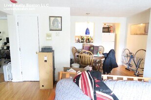 26 Allston St, Unit #5 in Boston, MA - Building Photo - Building Photo