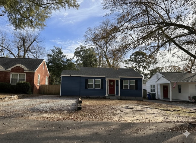 property at 3704 Riviera Rd