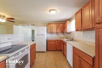2238 E Paradise Ln in Phoenix, AZ - Building Photo - Building Photo