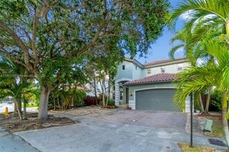 6425 SW 164th Ave in Miami, FL - Building Photo - Building Photo